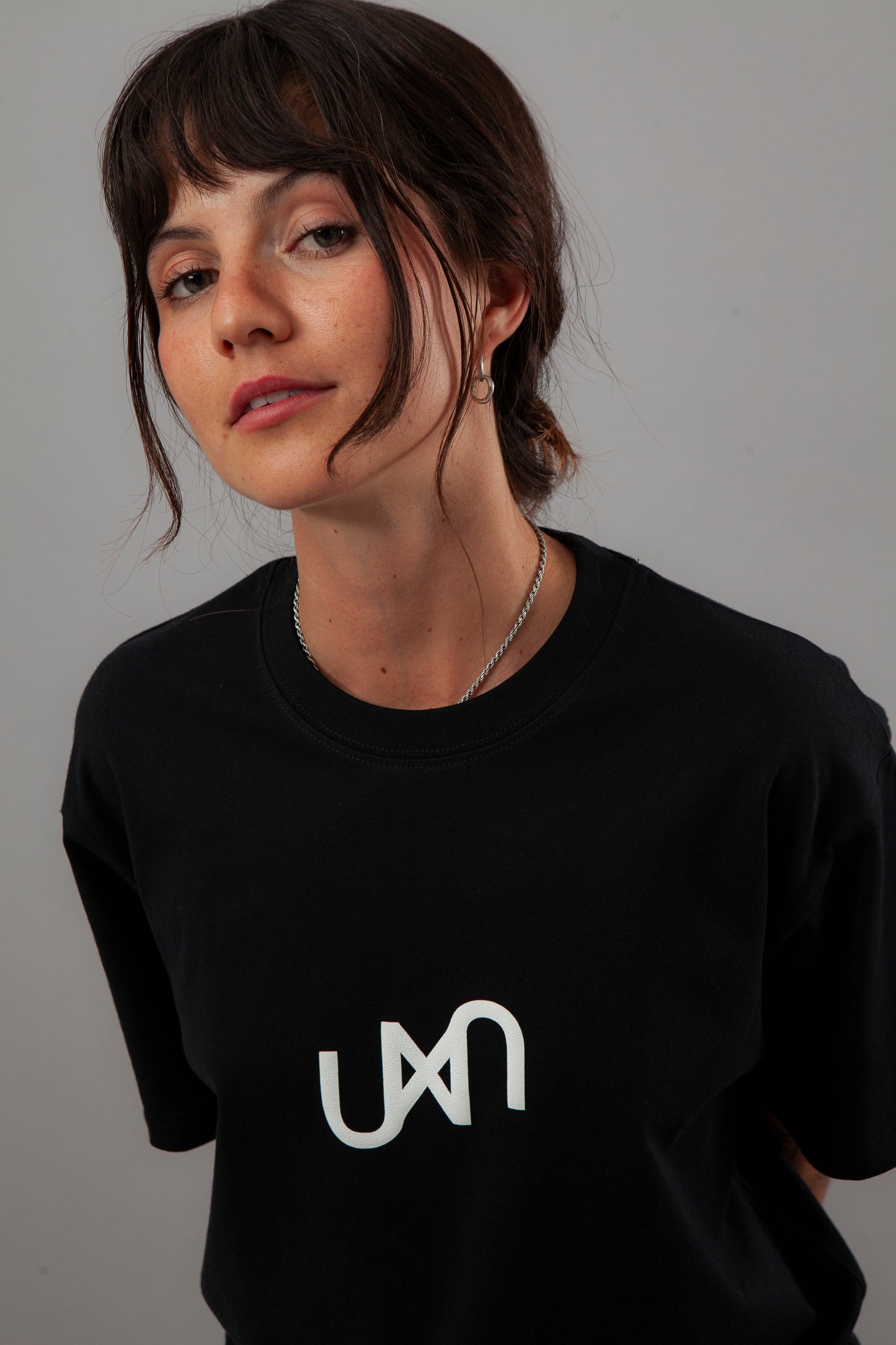 CAMISETA LOGO UNUSUAL