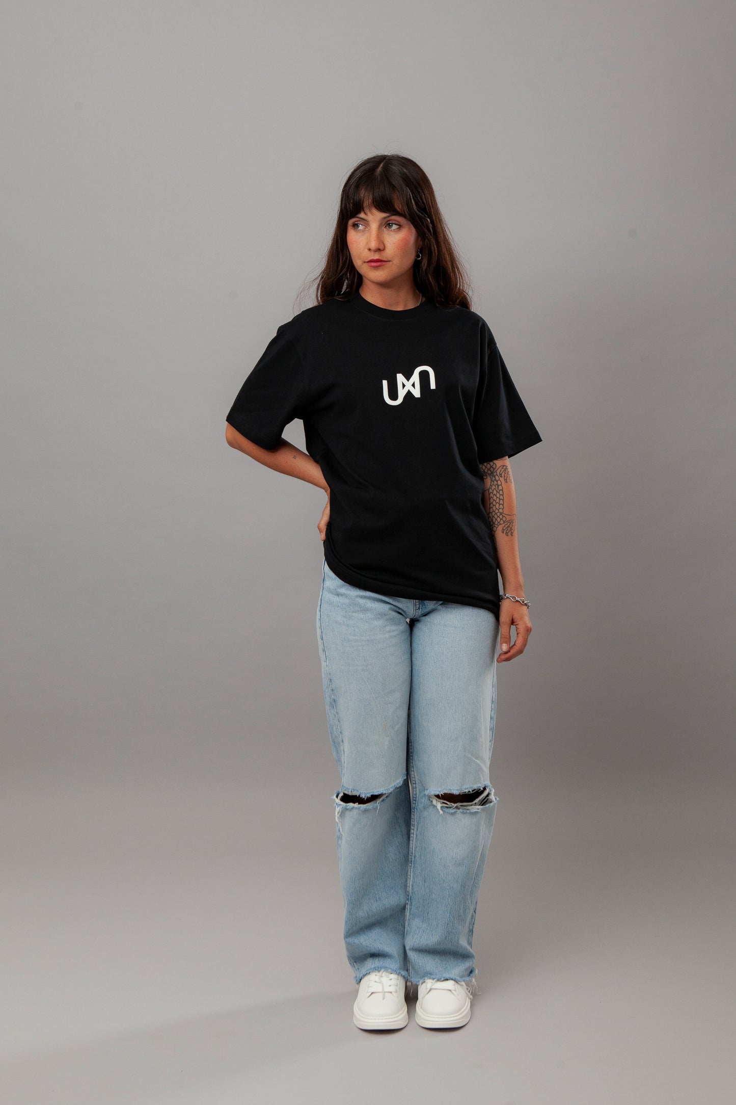 OVERSIZED LOGO UNU T-SHIRT