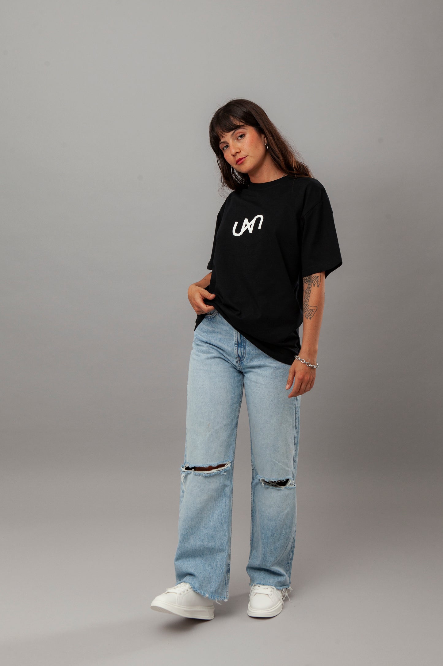 OVERSIZED LOGO UNU T-SHIRT